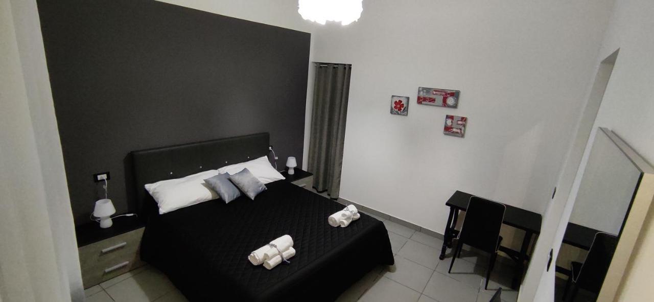 Casa Vacanze Campanella - Apartment At The Zisa パレルモ エクステリア 写真