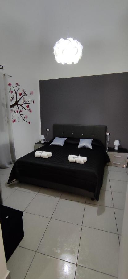 Casa Vacanze Campanella - Apartment At The Zisa パレルモ エクステリア 写真