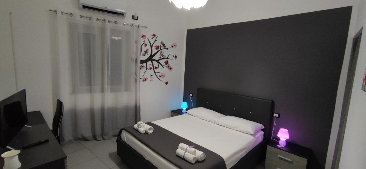 Casa Vacanze Campanella - Apartment At The Zisa パレルモ エクステリア 写真
