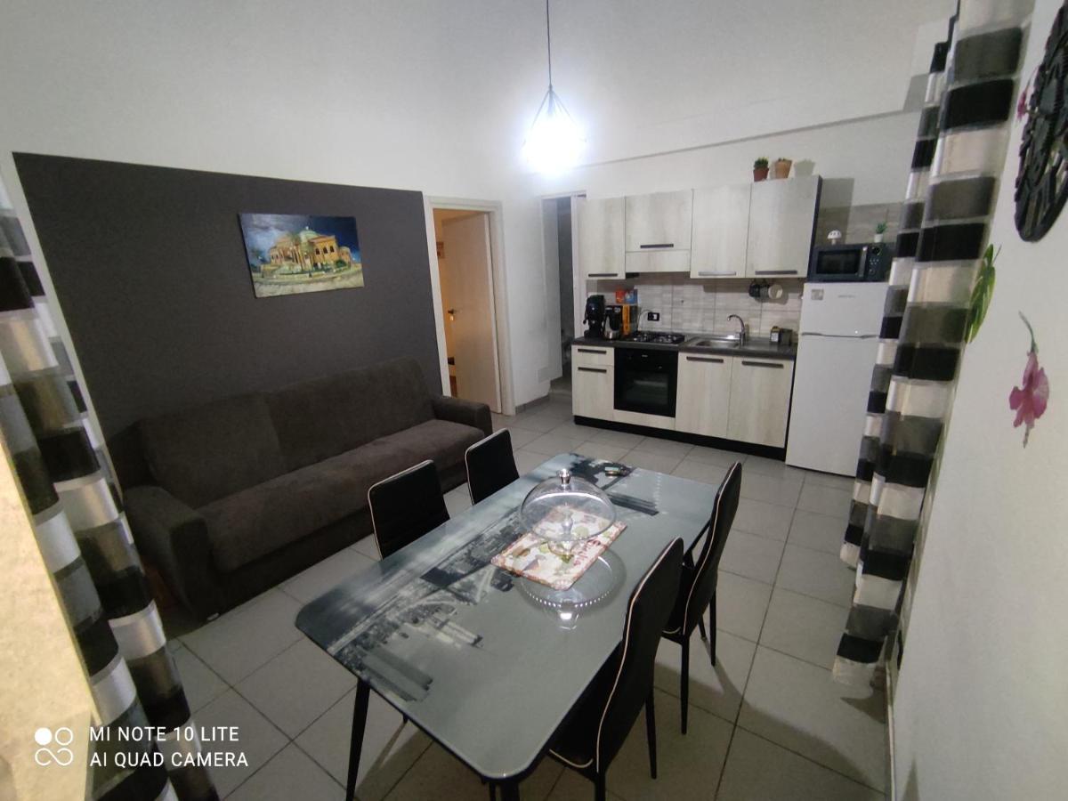 Casa Vacanze Campanella - Apartment At The Zisa パレルモ エクステリア 写真