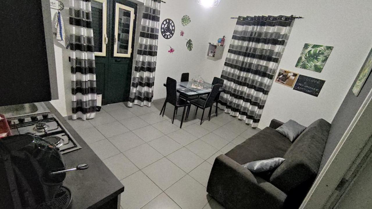 Casa Vacanze Campanella - Apartment At The Zisa パレルモ エクステリア 写真